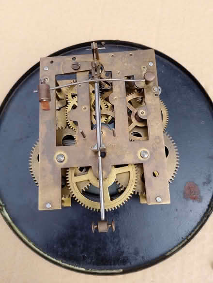Photo of free Mechanical wind up pendulum clock mechanism (Yate BS37) #2