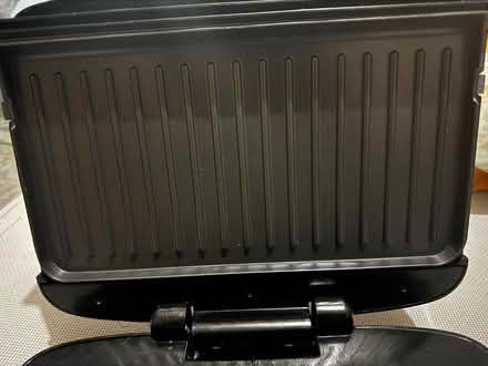 Photo of free George Foreman Grill. Removable plates (Lion Gate TW9) #4