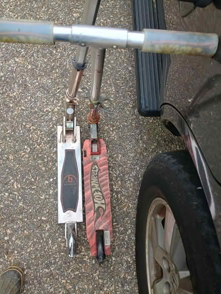 Photo of free 2 Razor Scooters (Newport News, Bruton Ave) #4