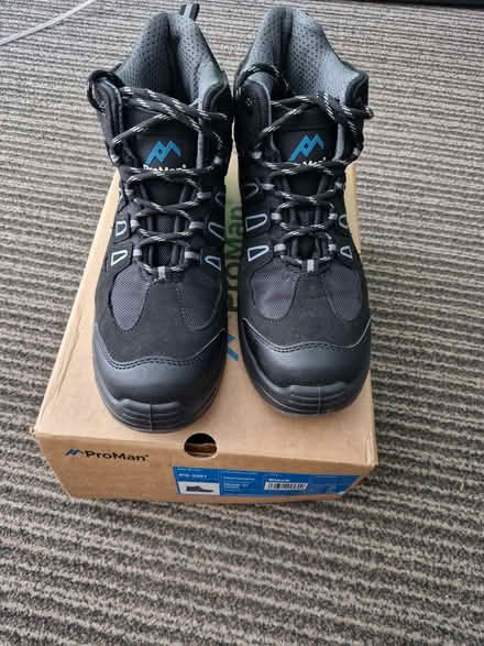 Photo of free Safety boots (Hornchurch RM12) #2
