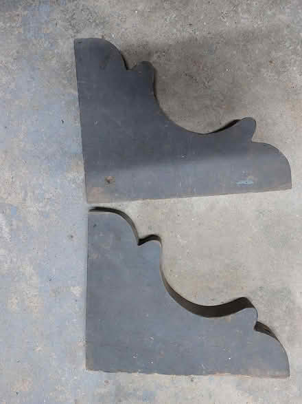 Photo of free 2 Wooden Brackets (Oadby LE2) #1