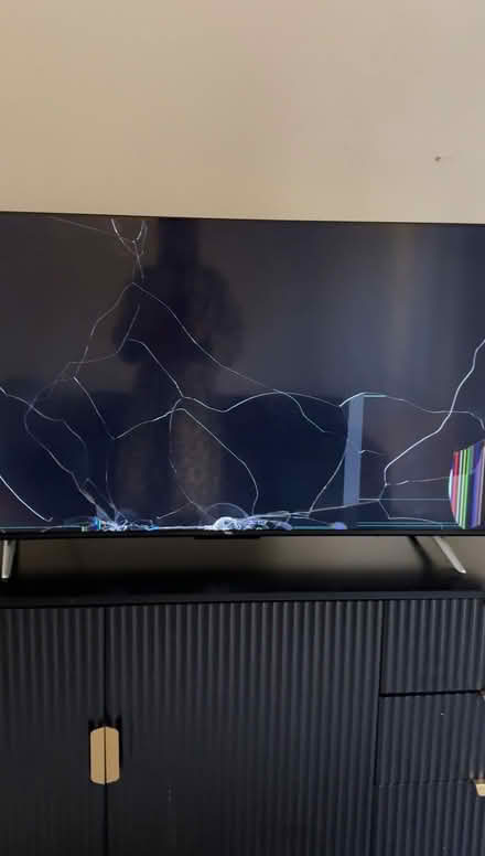 Photo of free TV (Totley, Sheffield S17) #1