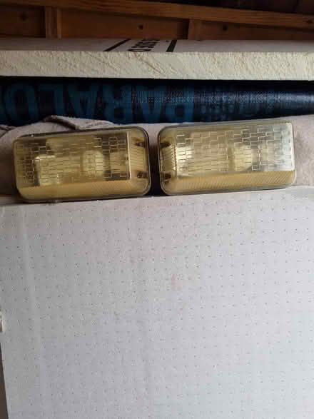 Photo of free 2 outdoor lights (Ballyfermot) #1