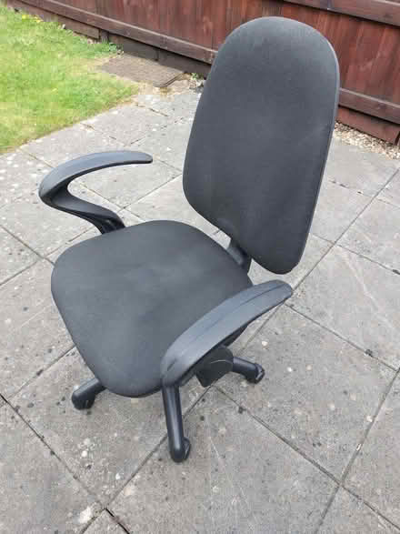 Photo of free Office chair (Woodside LU1) #1