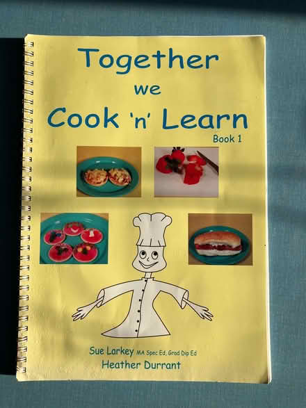 Photo of free Child's Cook Book (IP4) #1