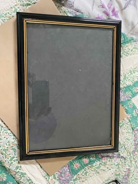 Photo of free A4 photo frame (Great Bourton, OX17) #1