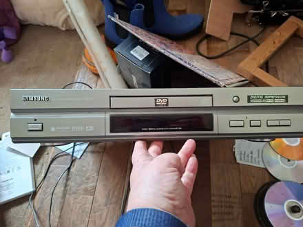 Photo of free Dvd player (St Nicholas SG1) #1