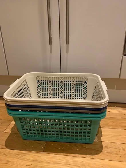Photo of free 6 plastic storage baskets (W12) #2