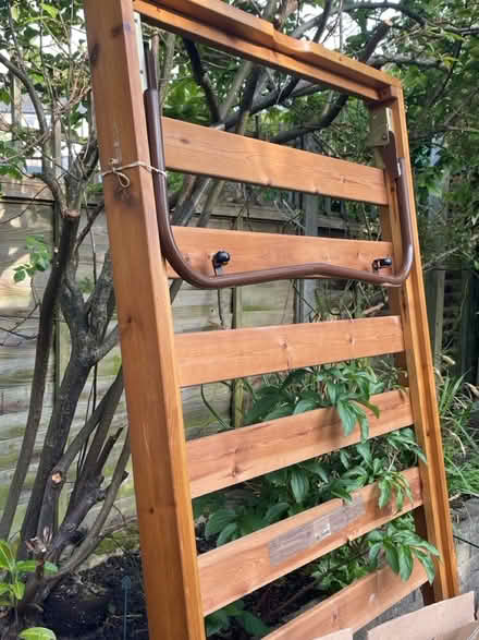 Photo of free Single bed (Isleworth, TW7) #1