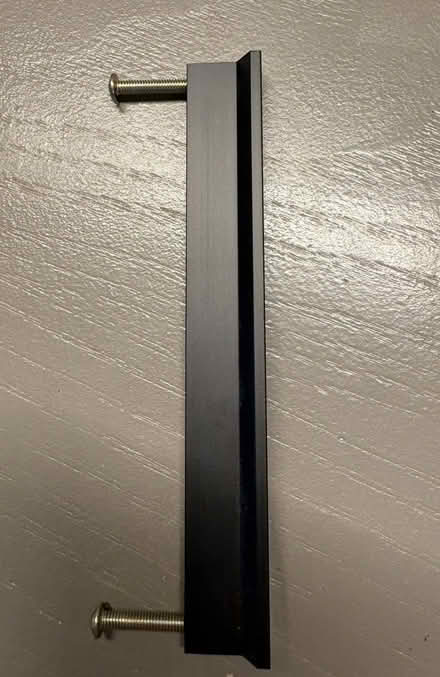 Photo of free 7 brand new black matte drawer pulls (Forest Gate E7) #3