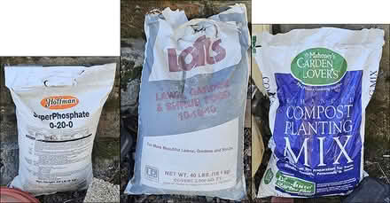 Photo of free Assorted Lawn & Garden Food/Mix (Porter Square/Avon Hill) #1