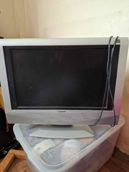 Photo of free TV (St Nicholas SG1) #1