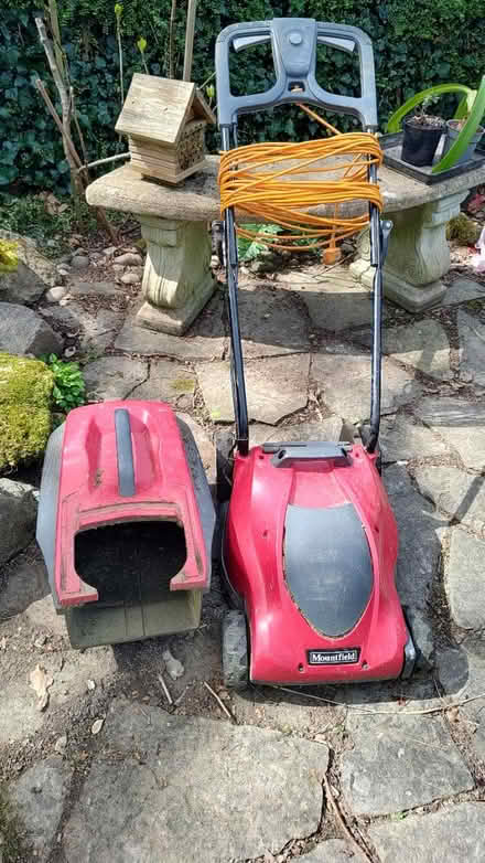 Photo of free Lawnmower that needs fixing (Hastings TN34) #1