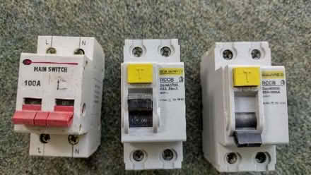Photo of free RCCBs, main switch and MCBs (Longbarn WA2) #2