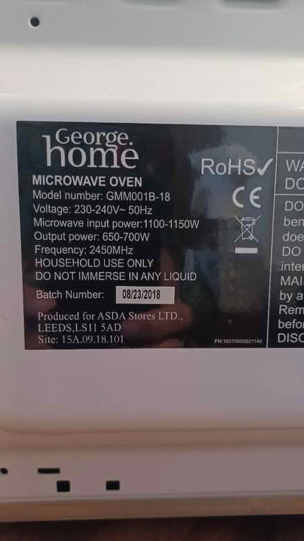 Photo of free Microwave oven - old but functional (Stockbridge, Edinburgh EH3) #4