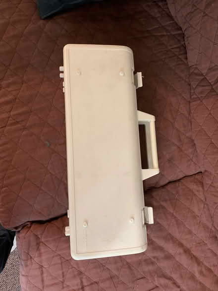 Photo of free Yamaha portasound 1 needs cord (Emeryville) #1