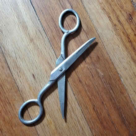 Photo of free Blunt metal scissors (Ann Arbor Northwest Side) #2
