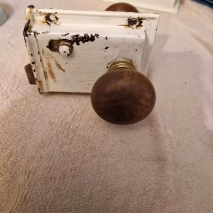 Photo of free Vintage lock and handles (Juniper Green, EH14) #2