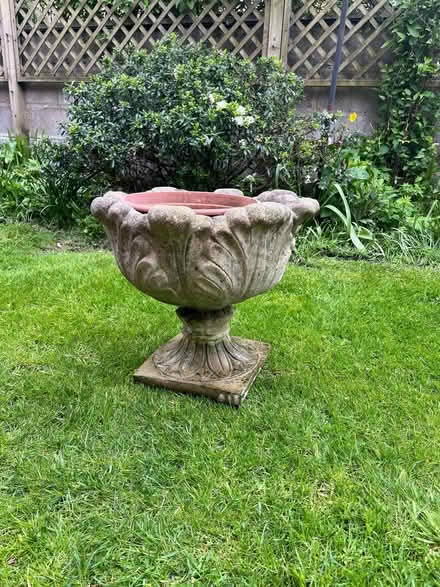 Photo of free Garden urn (Kendal LA9) #1