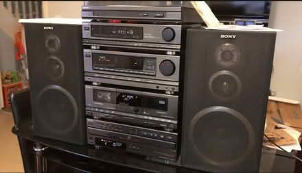 Photo of Old stereo system (Branchastown) #1