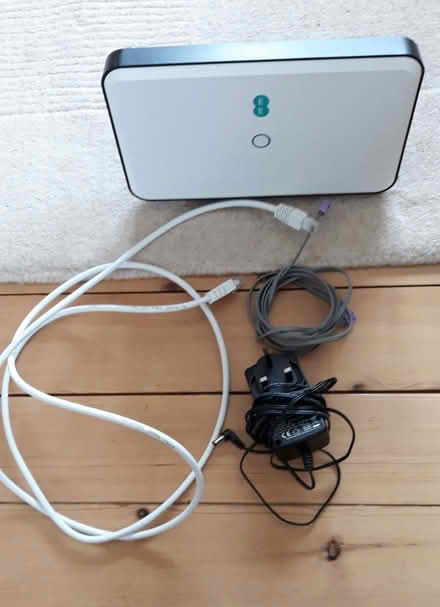 Photo of free Penzance: As new EE Broadband Router (latest version) (Penzance TR18) #1