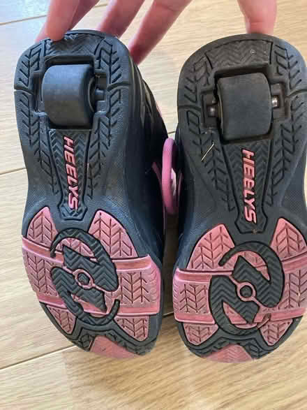 Photo of free Heelys Roller Shoes (Whitegrove RG42) #2