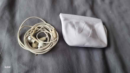 Photo of free Sennheiser earbuds (Colindale NW9) #1