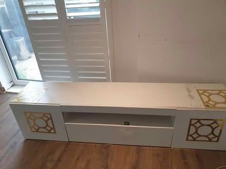 Photo of free White TV cabinet (Edgware HA8) #1