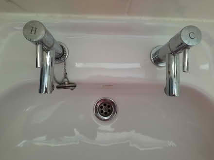 Photo of free Single Sink, Taps & Pedestal (Allerton BD15) #3