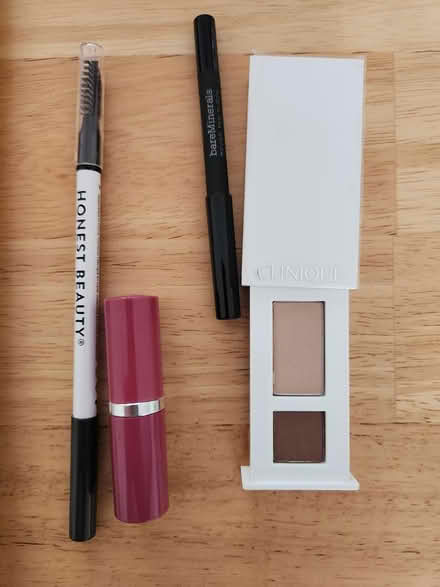 Photo of free Make up and hair claws (Shoreline) #2