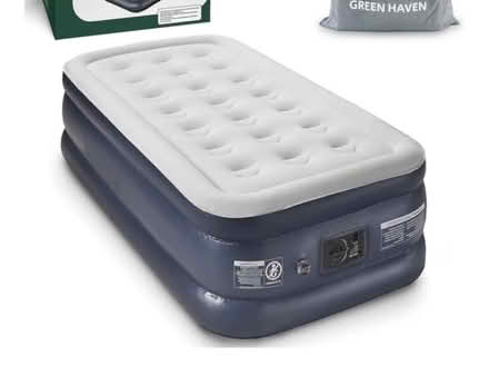 Photo of Airbed (Nw10) #1