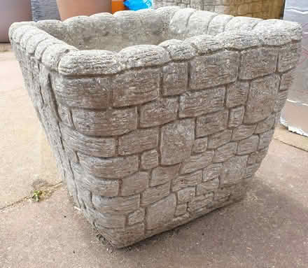 Photo of free garden ornamental stone pots (seaton EX12) #4
