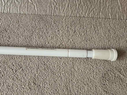 Photo of free Extendable shower rail (IG6 3s) #2