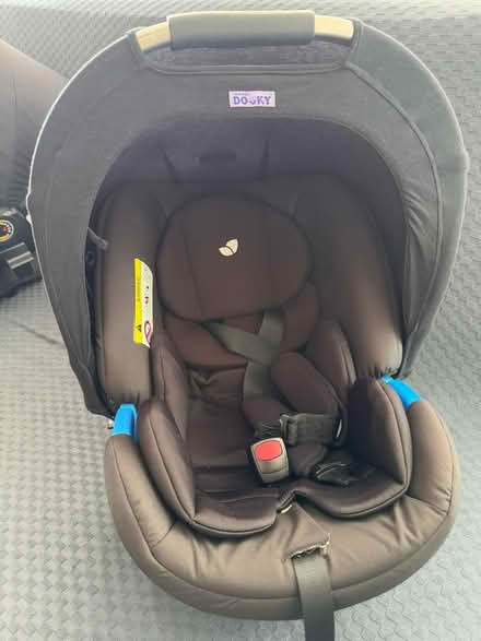 Photo of free Mothercare car seat (S6- Penistone) #2