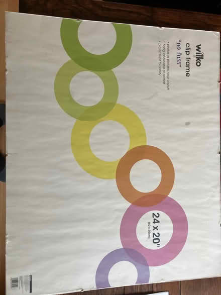 Photo of free Large Photo clip frame (Totteridge HW HP13) #1