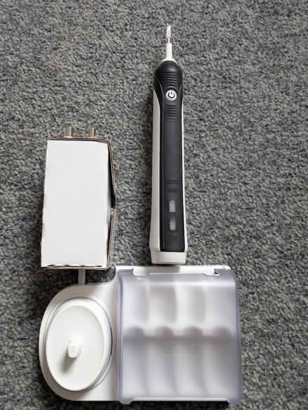 Photo of free Oral b toothbrush (Southsea PO5) #1