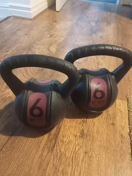 Photo of free 2 6kg kettle bells (Crawcrook) #1