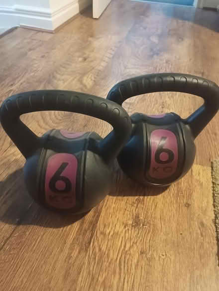 Photo of free 2 6kg kettle bells (Crawcrook) #1