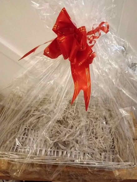 Photo of free Gift basket (Weybridge KT13) #2