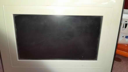 Photo of free Digital photo frame, no cable (Smiths Estate OX28) #1