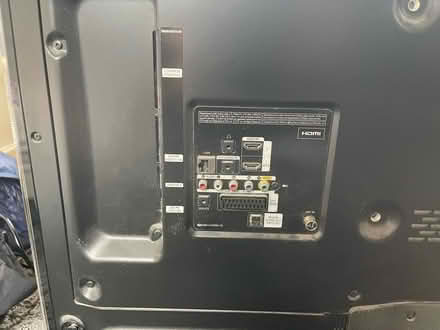 Photo of free Samsung 43inch Smart TV (Chingford Mount, E4) #4