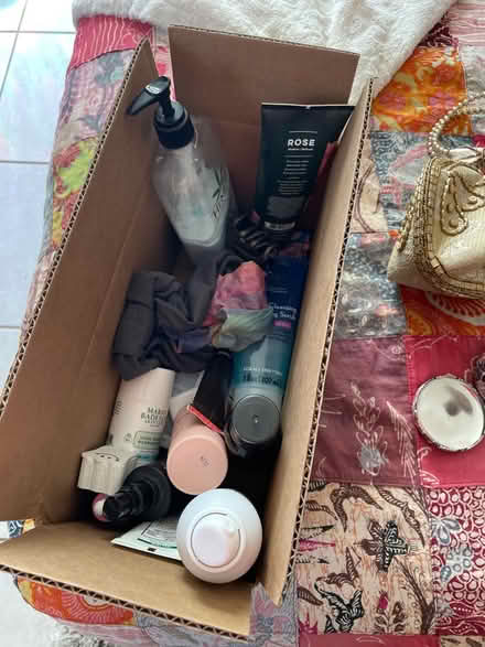 Photo of free Toiletries, & miscellaneous (Hallandale Beach Blvd and US1) #3