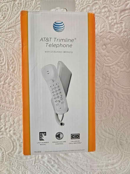 Photo of free AT&T Trimline phone (Cleveland Park) #1