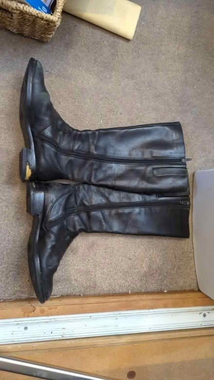 Photo of free Size 37 boots ECCO (norbiton KT2) #2