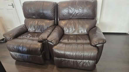 Photo of free A pair of brown recliner armchairs (N19) #2