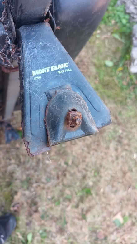 Photo of free Halfords Roof Box (Southport PR8) #4