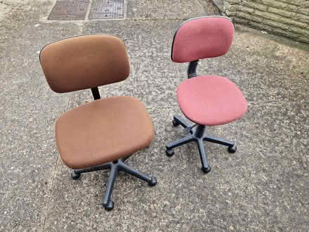 Photo of free Two basic operators chairs (EN5) #1