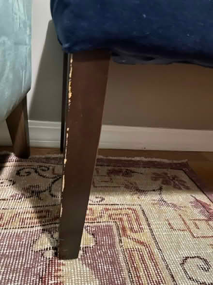 Photo of free Home Goods Bench (Inwood) #4