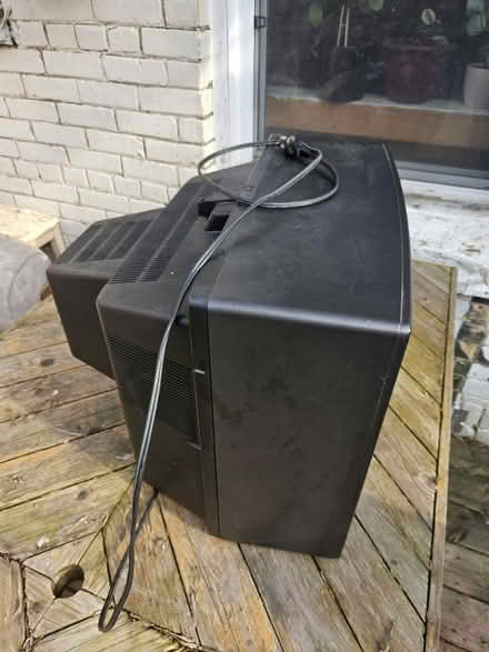 Photo of free Electrohome 20" CRT TV (Greenwood-Coxwell) #2