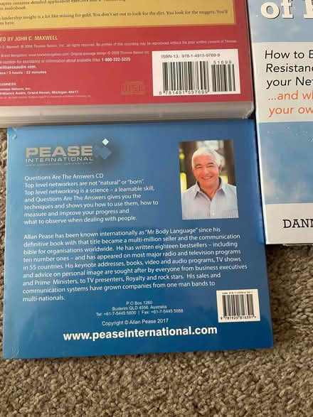 Photo of free 3 CDs on Management Networking (Longbarn WA2) #3